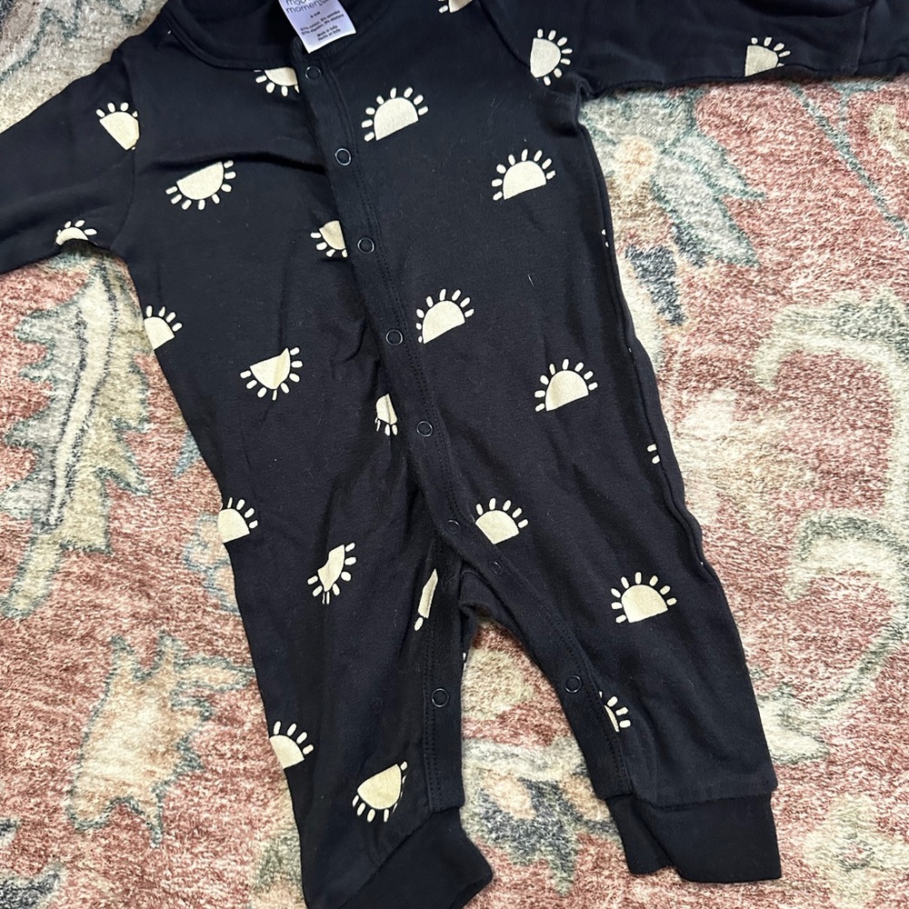 Gerber Black Sunburst Kids Footie